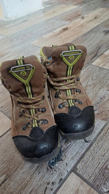 Turistické dolomite 32, 32