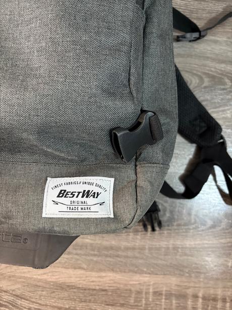 Bestway cestovny ruksak s odopinatelnymi kolieskam, 