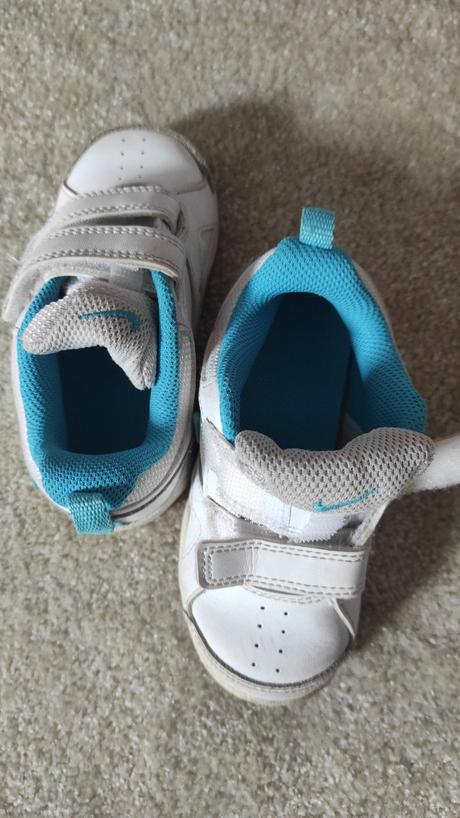 Tenisky, nike,23
