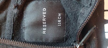 Cierna mikina s kapucnou, reserved,116