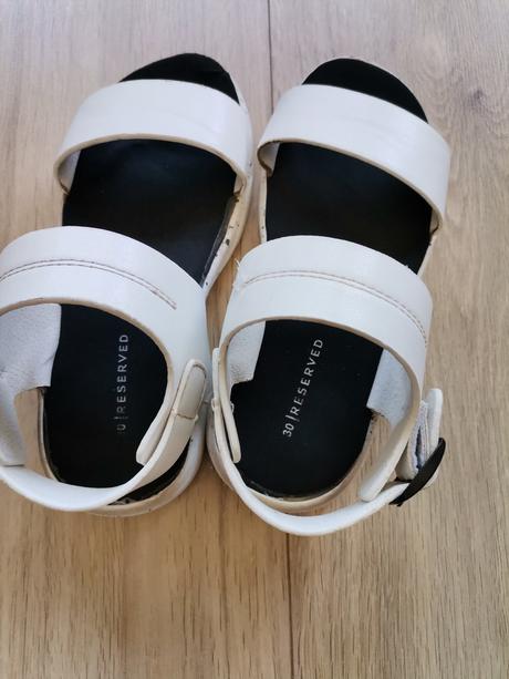 Sandále, reserved,30