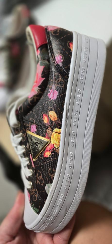 Guess tenisky, guess,37