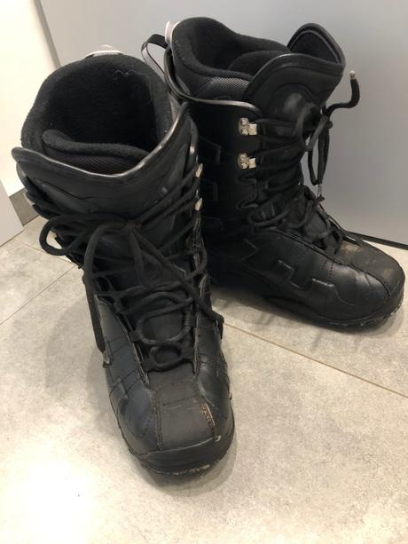 Snowboard s viazaním aj topánkami, 150-159 cm