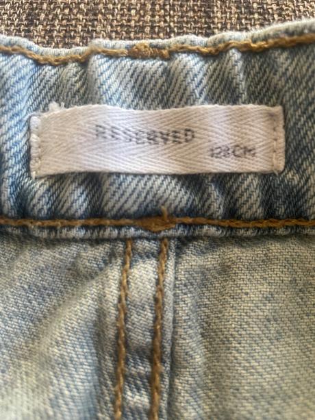 Roztrhané módne rifle, reserved,128