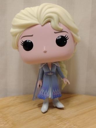 Zberat figúrka funko pop 581 disney frozen 2 elsa,