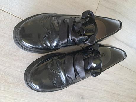 Dievcenske topánky, liu jo,33