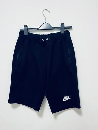 Pánske čierne teplákové šortky nike štýl  l, l