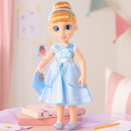 Popoluška disney store,