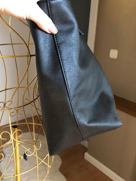 Kendall + kylie čierna shoperka, 