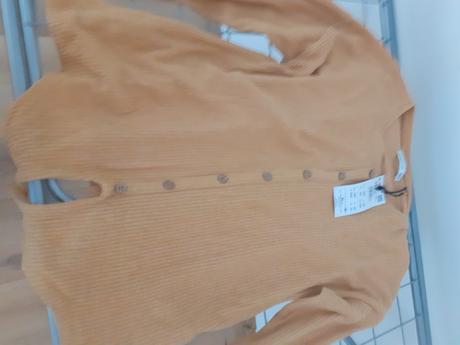 Zlty dievcensky pulover, reserved,158