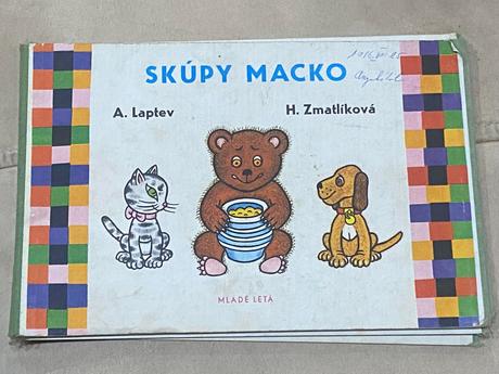 Kniha- skúpy macko,