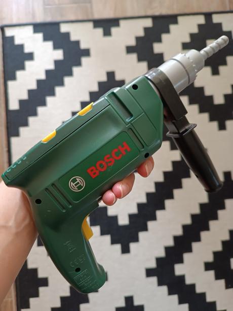 Vŕtačka bosch,