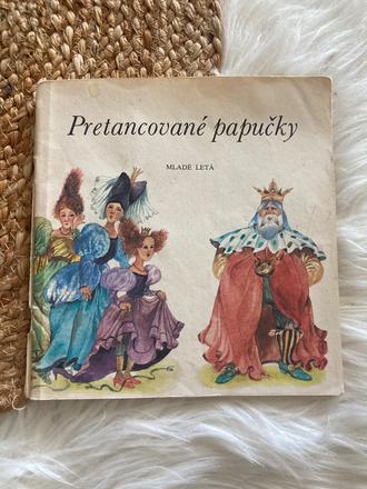 Pretancované papučky edícia dukátiky (1988),