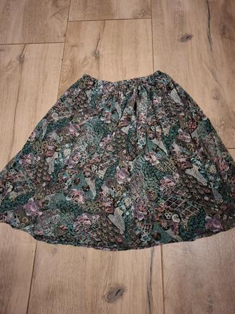 Sukna guma v pase, s