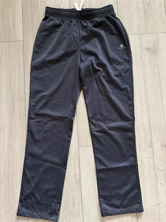 Predam tepláky decathlon, decathlon,140