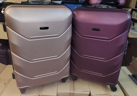 Kufor cestovný 63l,