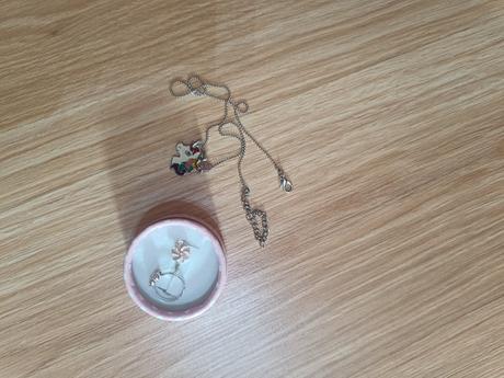 Retiazka + 2 prstienky v krabičke,