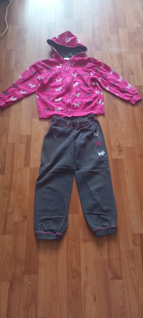 Tepláková súprava, 128