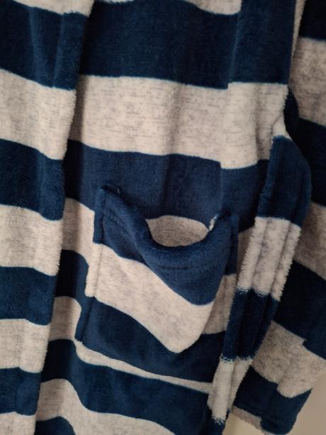 Kvalitny chlapčenský župan reserved 158/164, reserved,158