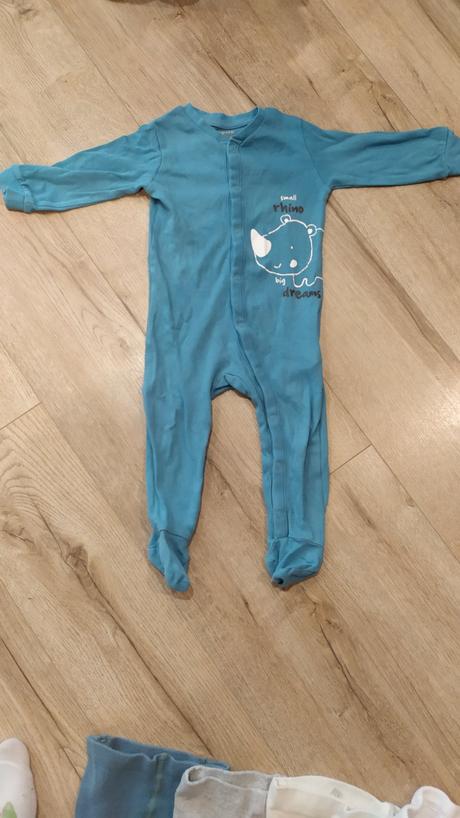 Overal pyzamko, lupilu,74