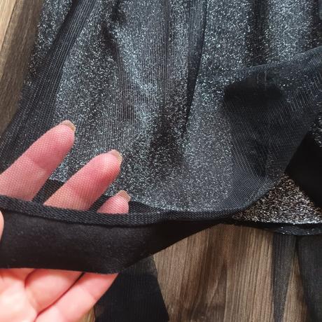 Spoločenské šatičky, 122