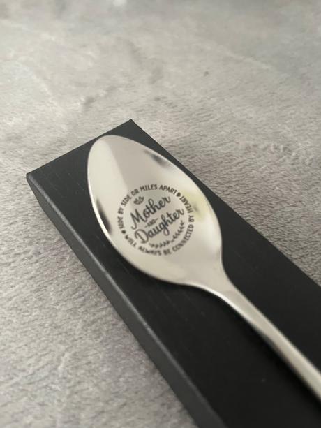 Lyžička + darčekova krabička, 