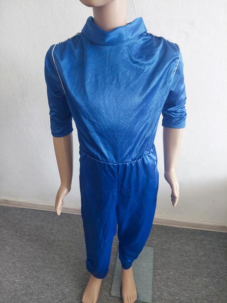 Letuška karnevalový komplet kostým veľ.134,