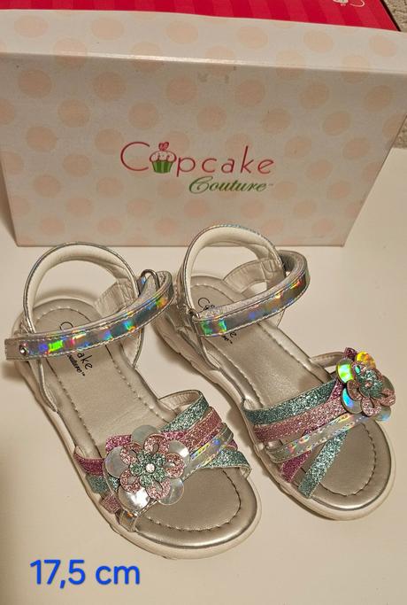 Sandálky, cupcake,26