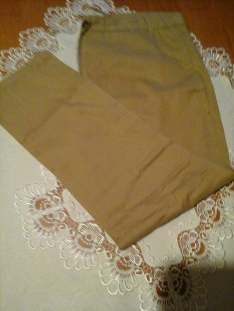 Chino nohavice, 32