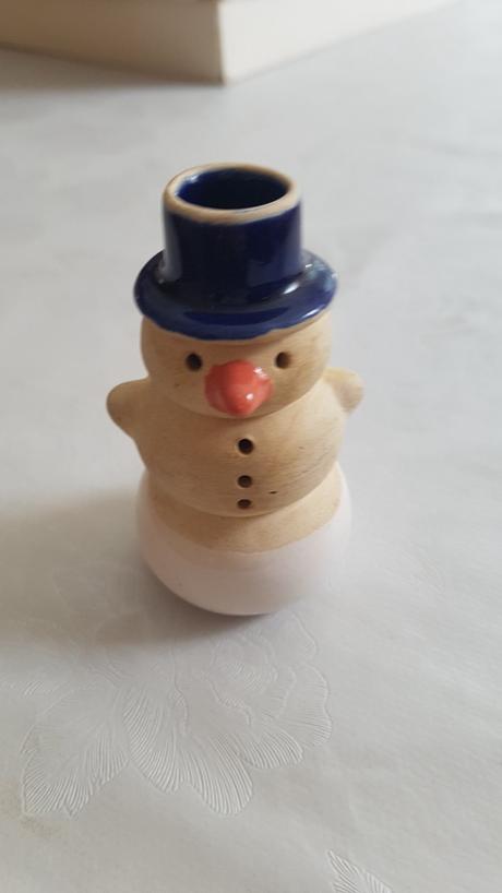 Keramicky snehuliak na vonny olej, 