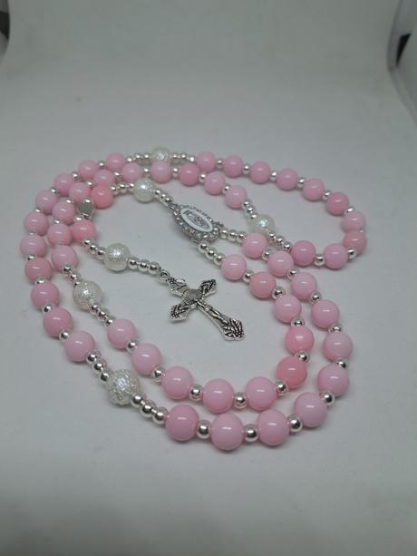 Ruženec s menom a dátumom e225, 