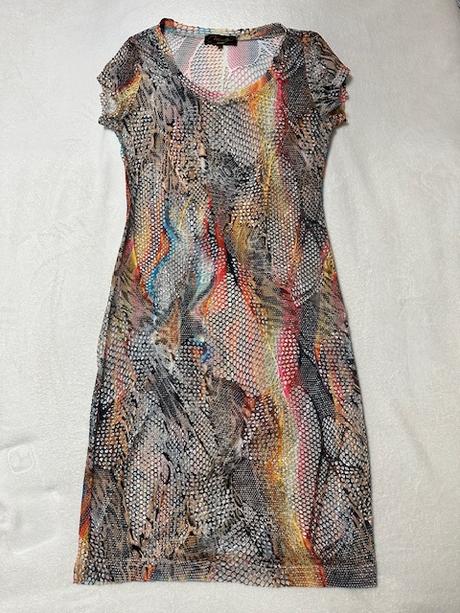 Sieťované elastické farebné šaty, l / m / s