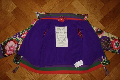 Kvetinová bunda oilily, 104