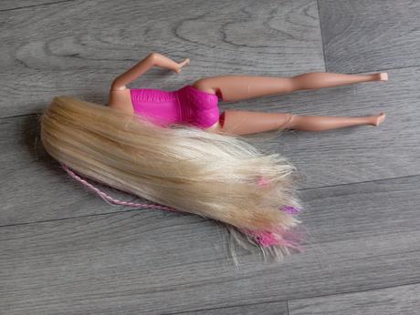 Barbie endless hair kingdom 2015, 