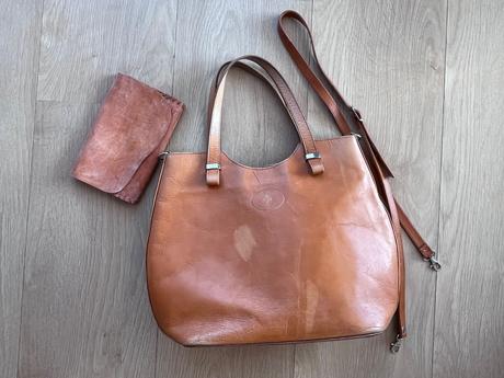 Kožená kabela a kabelka zdarma, 