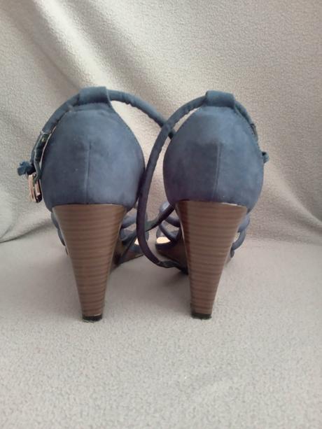 Dámske sandále veľ. 39, 39