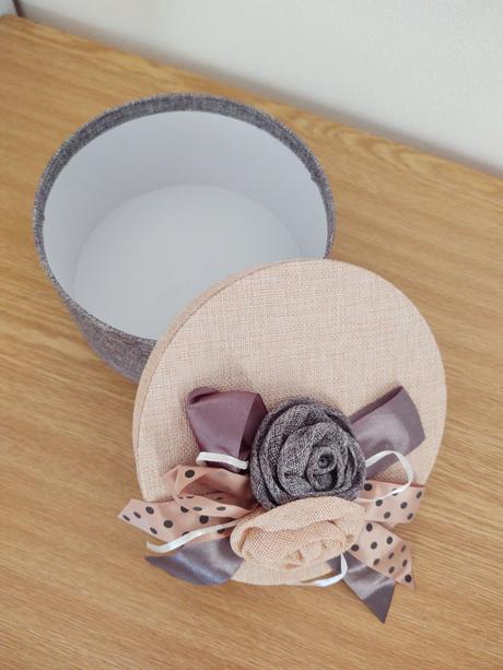 Darčeková krabička, 