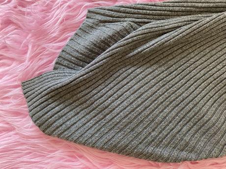 Trblietavý svetrík, xs