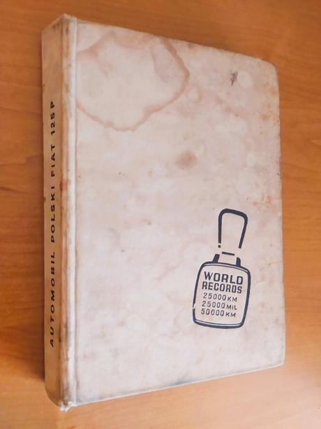 Automobil polski fiat 125p (1975),