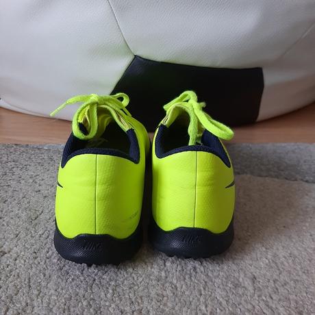 Chlapčenské turfy, nike,35