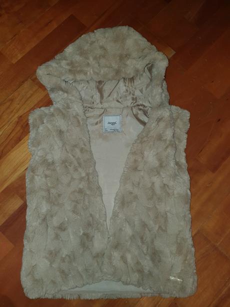 Uzasna kozusinova vesta, mayoral,122