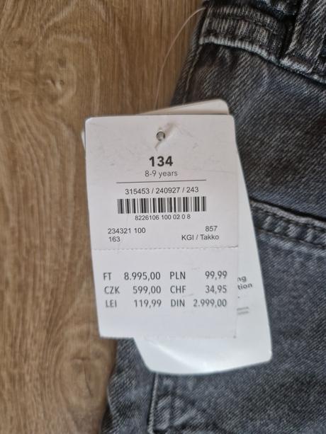 Džsíny, h&m,128