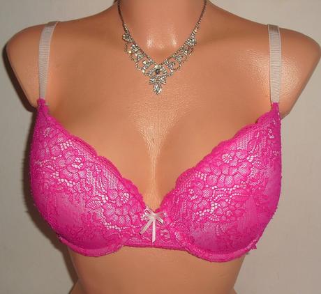 Romanticka cipkovana podprsenka, f&f,85c