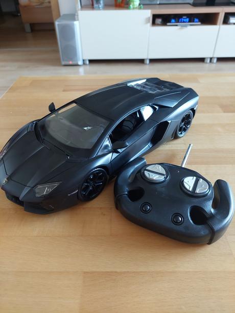 Auto na diaľkové ovládanie lamborghini aventator, 