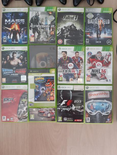 Predám xbox 360 s + hdd + kultové hry + 3 ovládače, 