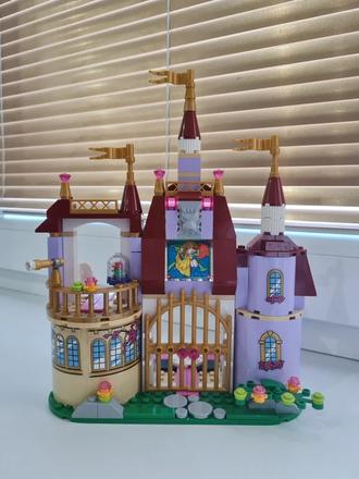 Lego kráska a zviera,