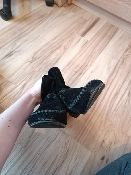 Čierne semišové členkové topánky v mokasínovom štý, 38