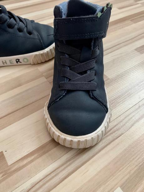 Vyteplene dino topanocky zn. h&m - vel. 23, h&m,23