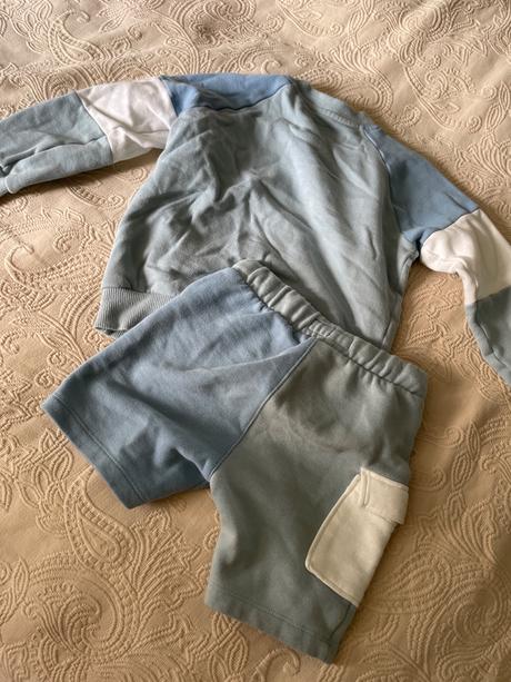 Set šortky a mikina, in extenso,110