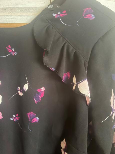 Formálne šaty s orchideami, 38